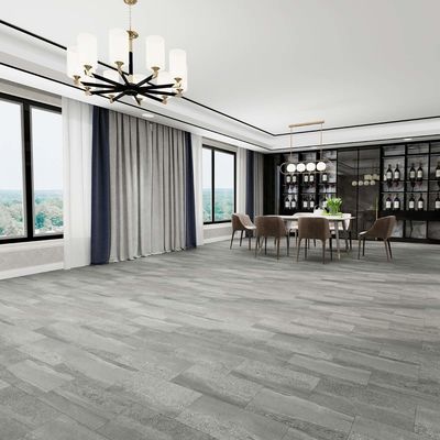 स्पोर्ट्स फ्लोरिंग के लिए स्लिप विरोधी पीवीसी विनाइल टाइलें