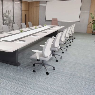 उच्च प्रवाह क्षेत्र के लिए एंटीफॉलिंग स्लिप कार्पेट ग्लास फाइबर प्रबलित पीवीसी बैकअप